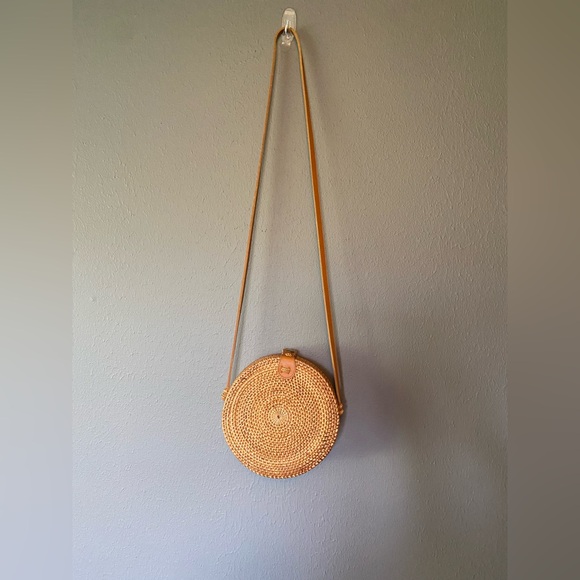 Round Woven Tan Crossbody Bag - Picture 6 of 6